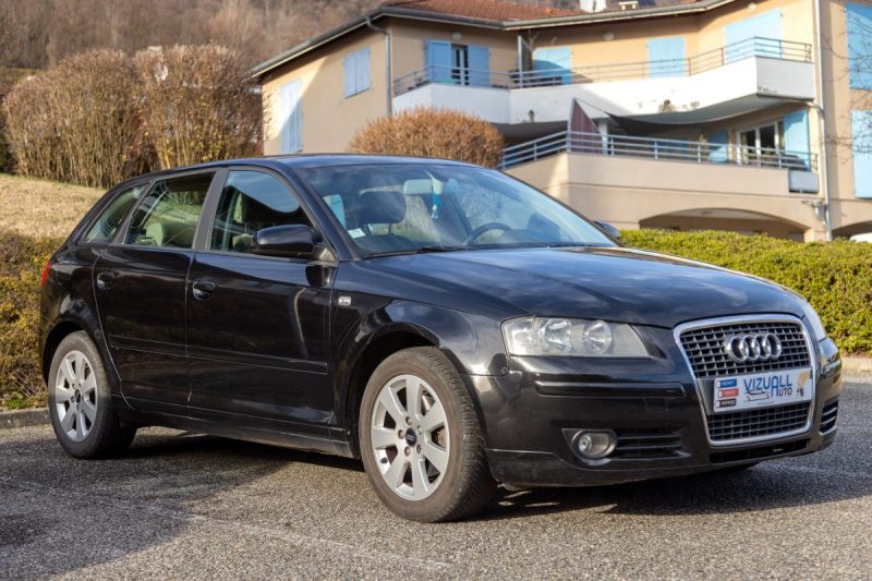 AUDI A3 - 2 SPORTBACK 2.0 TDI 140 ATTRACTION 2006