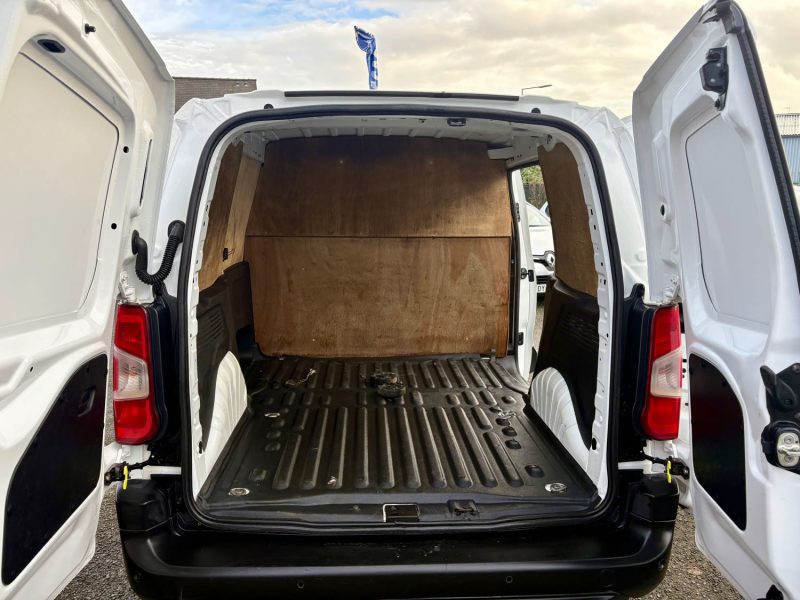 PEUGEOT PARTNER 3 1.5 BLUEHDI 75CH TVA 2020