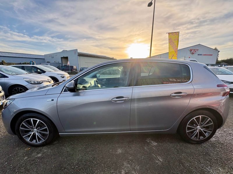 PEUGEOT 308 II 1.2 PURETECH 82CH STYLE  2015