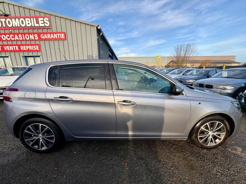 PEUGEOT 308 II 1.2 PURETECH 82CH STYLE  2015