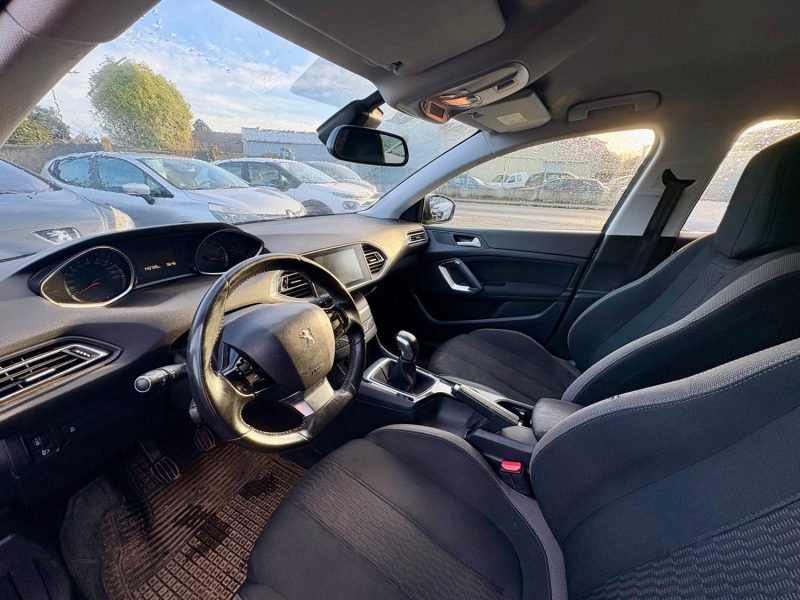 PEUGEOT 308 II 1.2 PURETECH 82CH STYLE  2015