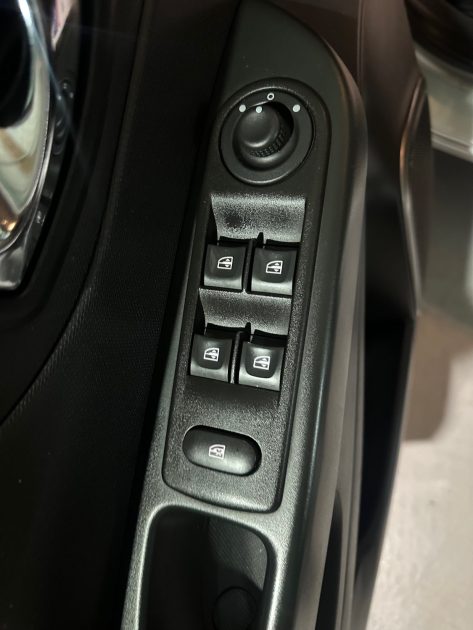 RENAULT CAPTUR 1 1.5 DCI 90CH STOP&START ENERGY BUSINESS ECO² 