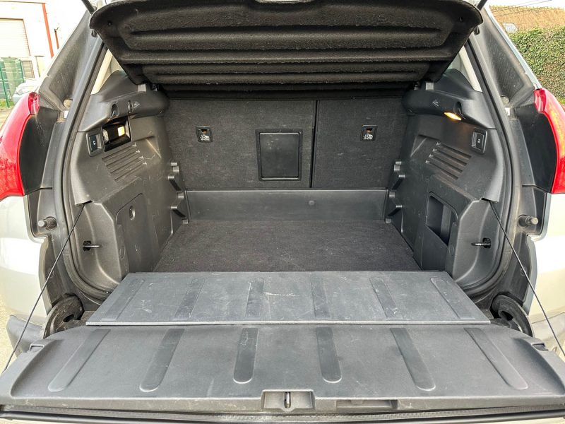 PEUGEOT 3008 1.6 THP 16V 156CH FÉLINE 2012