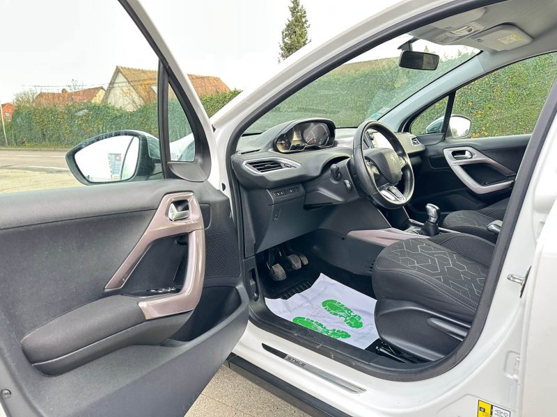 PEUGEOT 2008 1.2 VIT 82CV ALLURE 2015