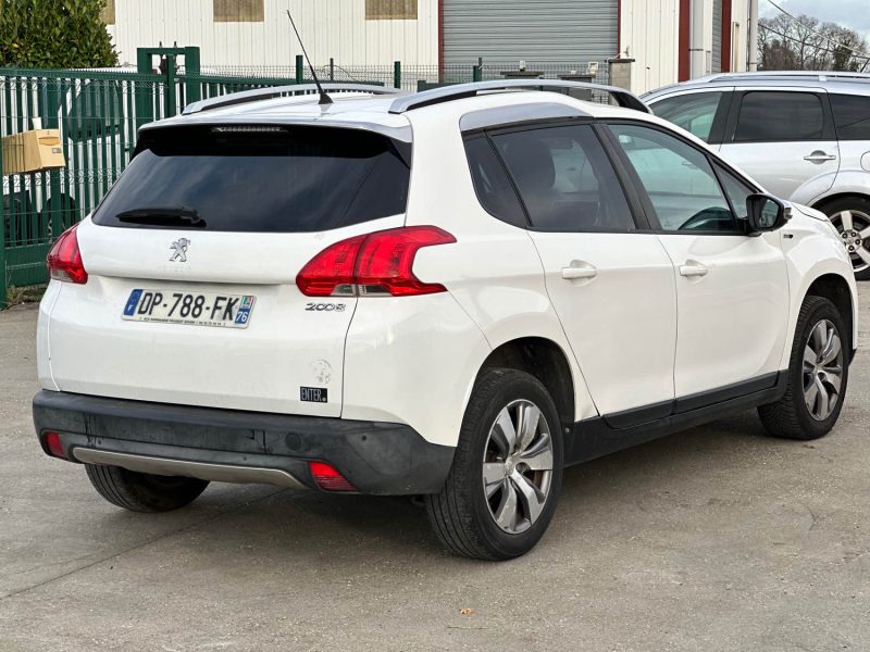PEUGEOT 2008 1.2 VIT 82CV ALLURE 2015