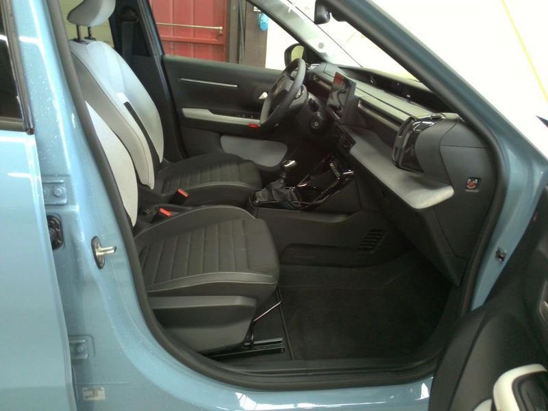 Citroën C3 (Nouvelle) Turbo 100 Max BVM6 GPS Radar Ar Camera