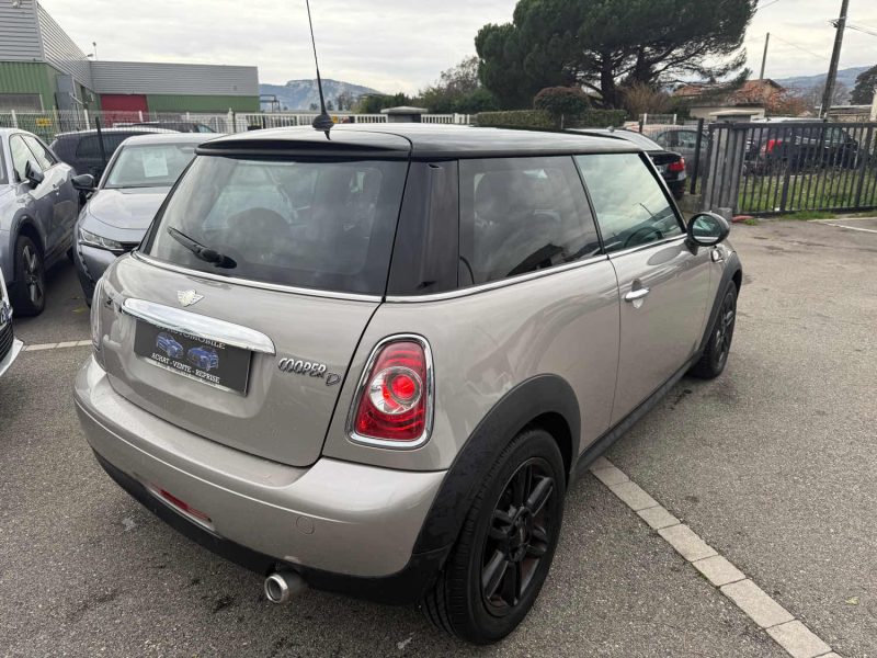 MINI MINI (R56) MINI COOPER D LCI 1.6 110CH  GARANTIE 
