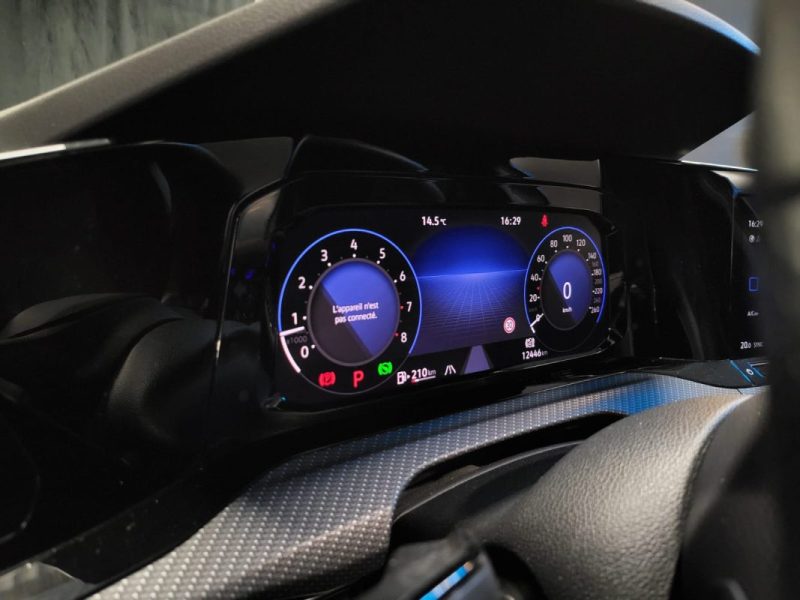 VOLKSWAGEN GOLF 1.5 E-TSI 150 R-LINE / TOIT OUVRANT / ECLAIRAGE D'AMBIANCE / HARMAN & KARDON / APPLE