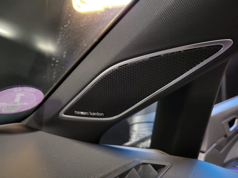 VOLKSWAGEN GOLF 1.5 E-TSI 150 R-LINE / TOIT OUVRANT / ECLAIRAGE D'AMBIANCE / HARMAN & KARDON / APPLE