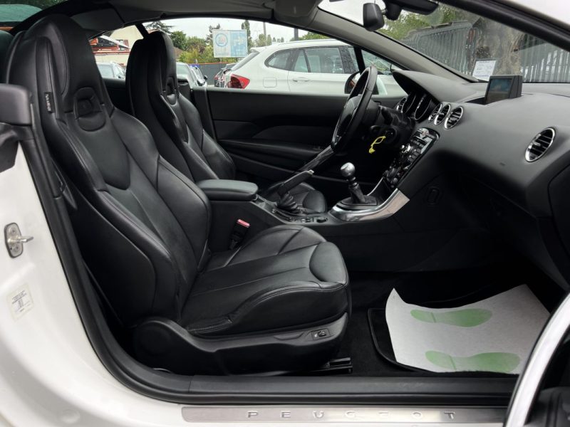 PEUGEOT 308 CC CABRIOLET PHASE 2 FELINE 2.0 HDI 160 Cv 62 300 Kms CUIR GPS XENONS - GARANTIE 1 AN