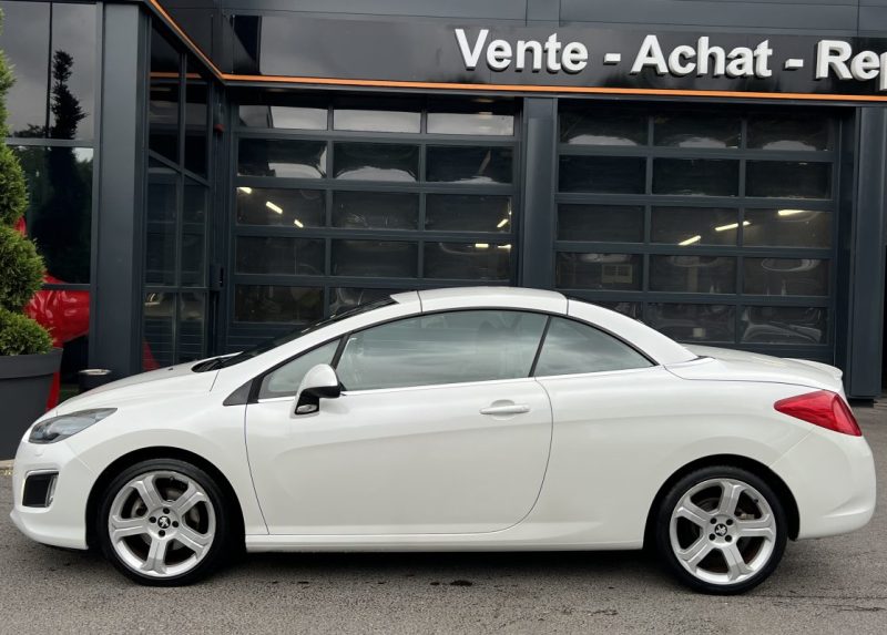 PEUGEOT 308 CC CABRIOLET PHASE 2 FELINE 2.0 HDI 160 Cv 62 300 Kms CUIR GPS XENONS - GARANTIE 1 AN