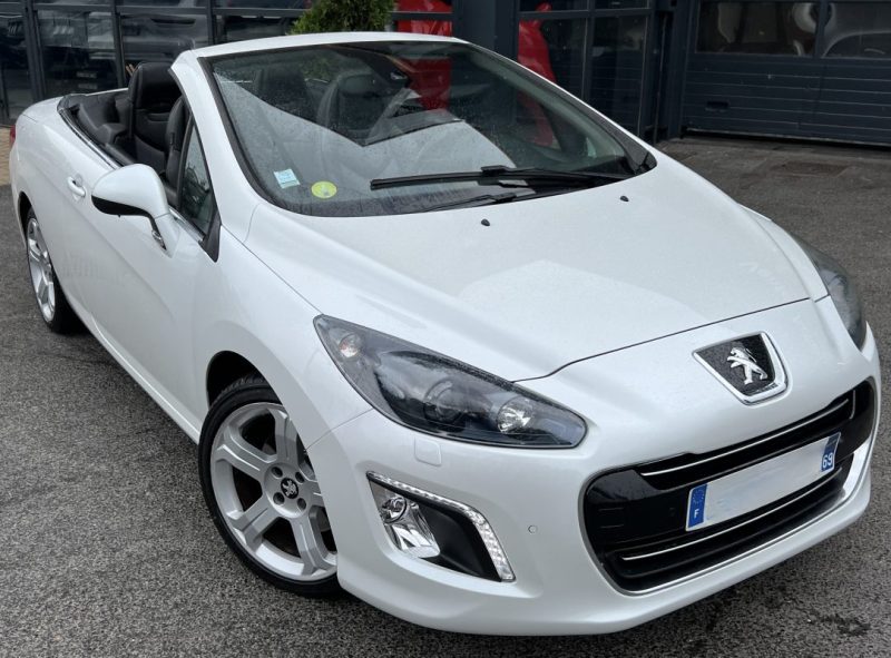 PEUGEOT 308 CC CABRIOLET PHASE 2 FELINE 2.0 HDI 160 Cv 62 300 Kms CUIR GPS XENONS - GARANTIE 1 AN