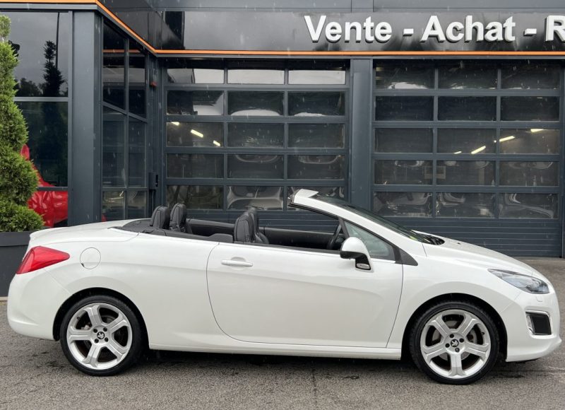 PEUGEOT 308 CC CABRIOLET PHASE 2 FELINE 2.0 HDI 160 Cv 62 300 Kms CUIR GPS XENONS - GARANTIE 1 AN