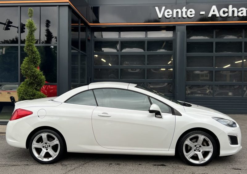 PEUGEOT 308 CC CABRIOLET PHASE 2 FELINE 2.0 HDI 160 Cv 62 300 Kms CUIR GPS XENONS - GARANTIE 1 AN