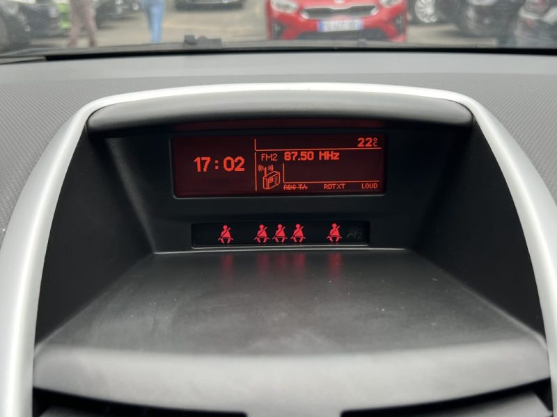 PEUGEOT 207 PHASE 2 1.4 90 Cv 1ERE MAIN 34 200 Kms BOITE AUTOMATIQUE 5 PORTES - GARANTIE 1 AN