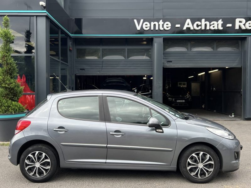 PEUGEOT 207 PHASE 2 1.4 90 Cv 1ERE MAIN 34 200 Kms BOITE AUTOMATIQUE 5 PORTES - GARANTIE 1 AN