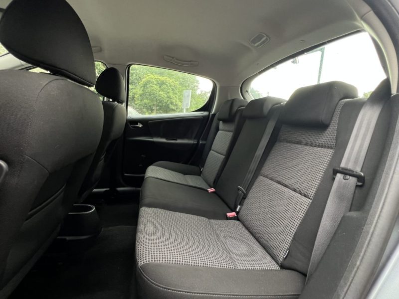 PEUGEOT 207 PHASE 2 1.4 90 Cv 1ERE MAIN 34 200 Kms BOITE AUTOMATIQUE 5 PORTES - GARANTIE 1 AN