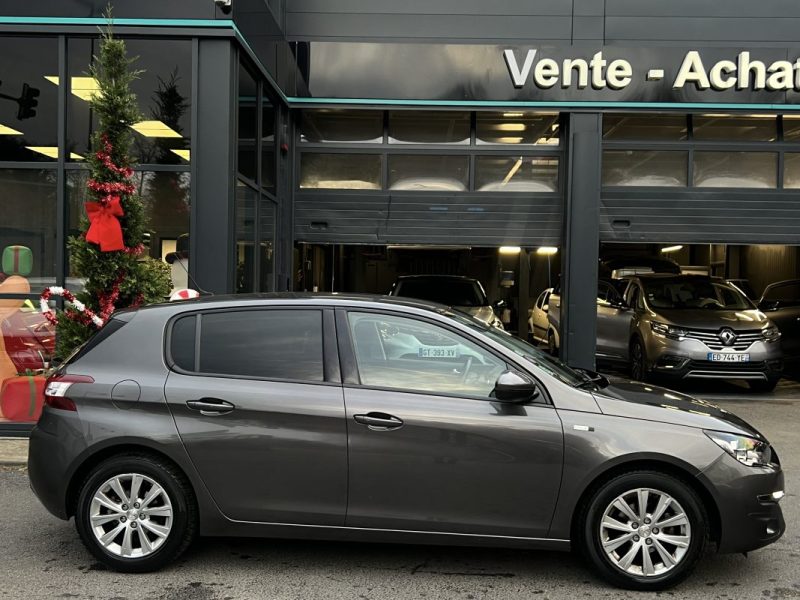 PEUGEOT 308 II STYLE 1.2 110 Cv 1ERE MAIN / ECRAN GPS TACTILE 44 800 Kms CRIT AIR 1  - GARANTIE 1 AN