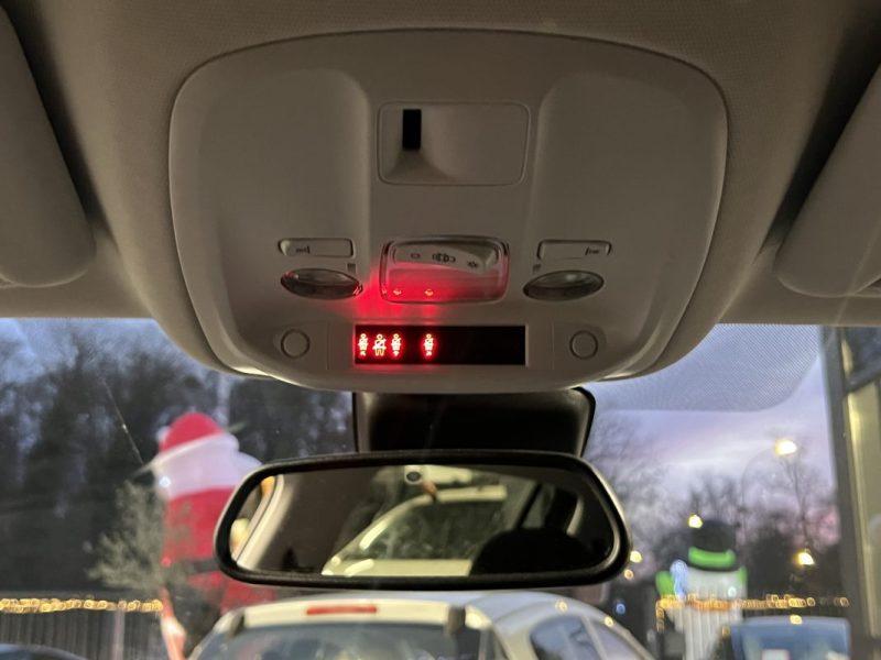 PEUGEOT 308 II STYLE 1.2 110 Cv 1ERE MAIN / ECRAN GPS TACTILE 44 800 Kms CRIT AIR 1  - GARANTIE 1 AN