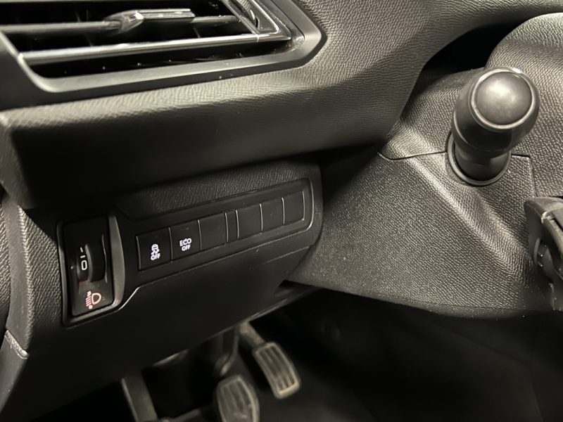 PEUGEOT 308 II STYLE 1.2 110 Cv 1ERE MAIN / ECRAN GPS TACTILE 44 800 Kms CRIT AIR 1  - GARANTIE 1 AN