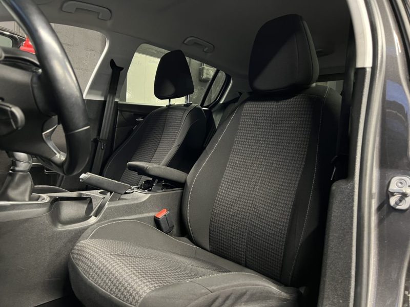 PEUGEOT 308 II STYLE 1.2 110 Cv 1ERE MAIN / ECRAN GPS TACTILE 44 800 Kms CRIT AIR 1  - GARANTIE 1 AN
