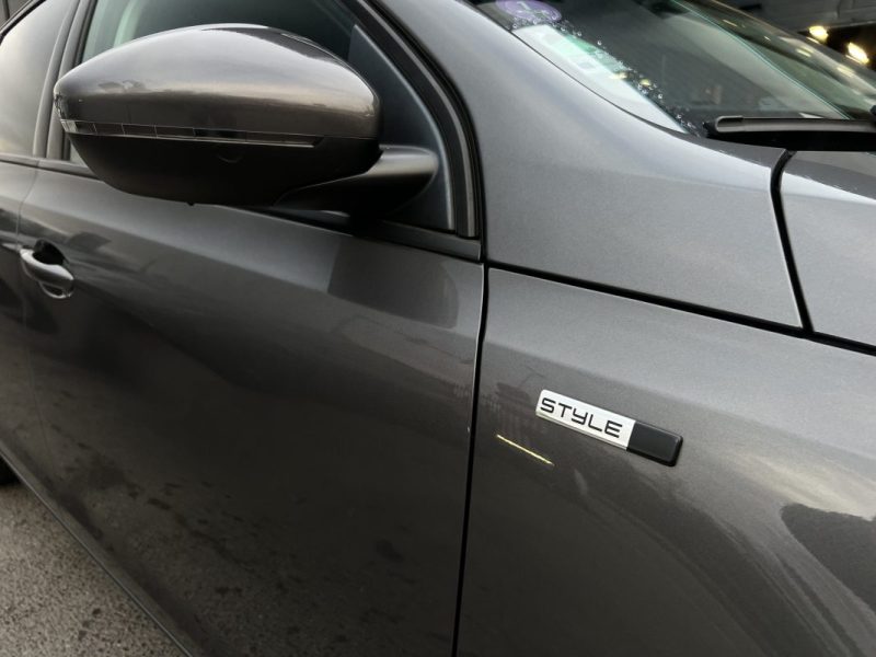 PEUGEOT 308 II STYLE 1.2 110 Cv 1ERE MAIN / ECRAN GPS TACTILE 44 800 Kms CRIT AIR 1  - GARANTIE 1 AN