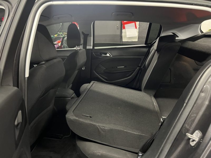 PEUGEOT 308 II STYLE 1.2 110 Cv 1ERE MAIN / ECRAN GPS TACTILE 44 800 Kms CRIT AIR 1  - GARANTIE 1 AN