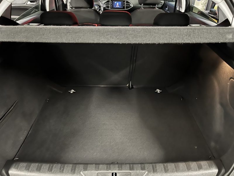 PEUGEOT 308 II STYLE 1.2 110 Cv 1ERE MAIN / ECRAN GPS TACTILE 44 800 Kms CRIT AIR 1  - GARANTIE 1 AN