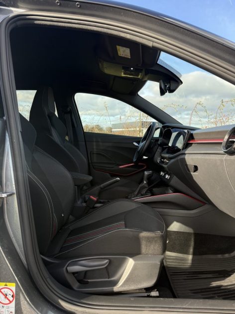 SKODA FABIA 1.0 TSI 110ch MONTE CARLO DSG7 / Grand écran / Sièges Baquet / Modèle rare ! 
