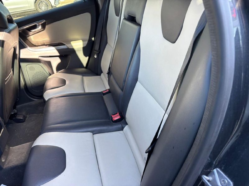 VOLVO XC60 D4 190CH XENIUM GEARTRONIC 2017