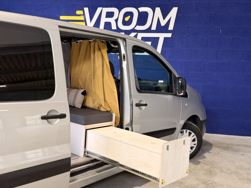 VAN AMENAGE - PEUGEOT EXPERT - 2.0 L Hdi - 128 ch - 2013 - COURROIE NEUVE - 