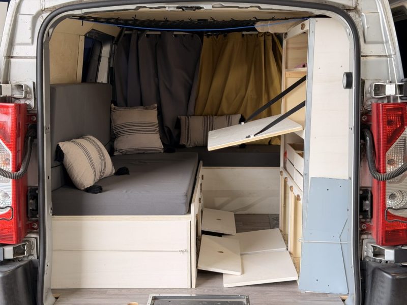 Van aménagé I Peugeot I Expert I 115 000 km I Génération 3 I Phase 1 I 2.0 HDI I Turbo I 128 ch I 20