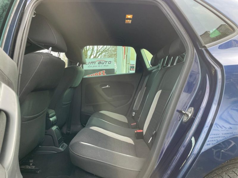 VOLKSWAGEN POLO V 1.6 TDI 105 R-LINE 