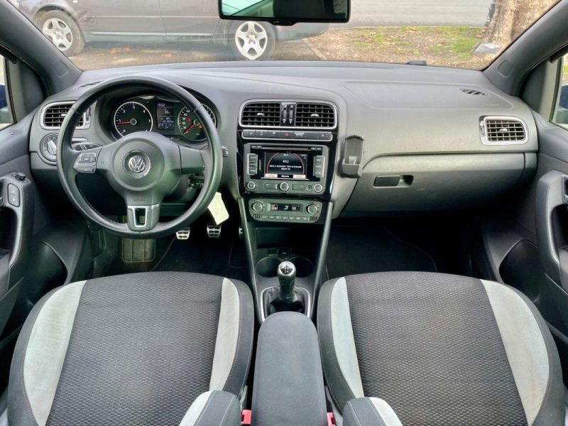 VOLKSWAGEN POLO V 1.6 TDI 105 R-LINE 