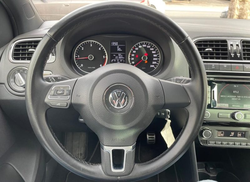 VOLKSWAGEN POLO V 1.6 TDI 105 R-LINE 