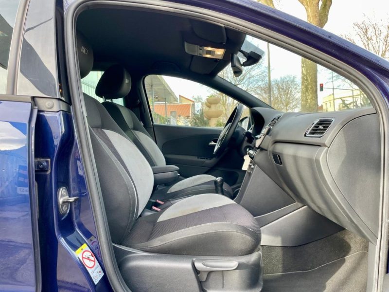 VOLKSWAGEN POLO V 1.6 TDI 105 R-LINE 