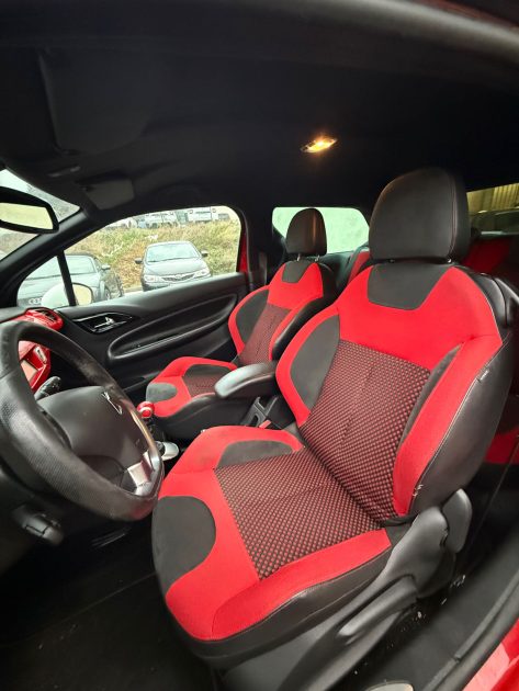 CITROEN DS3 1.6 HDI110 FAP SPORT CHIC 2011