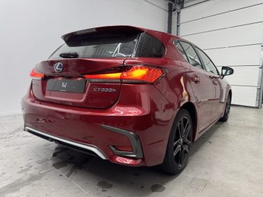 LEXUS CT200H SPORT DESIGN - BVA - 2.0L 136Cv - TOI OUVRANT - GARANTIE 12 MOIS - 324.15 € / mois