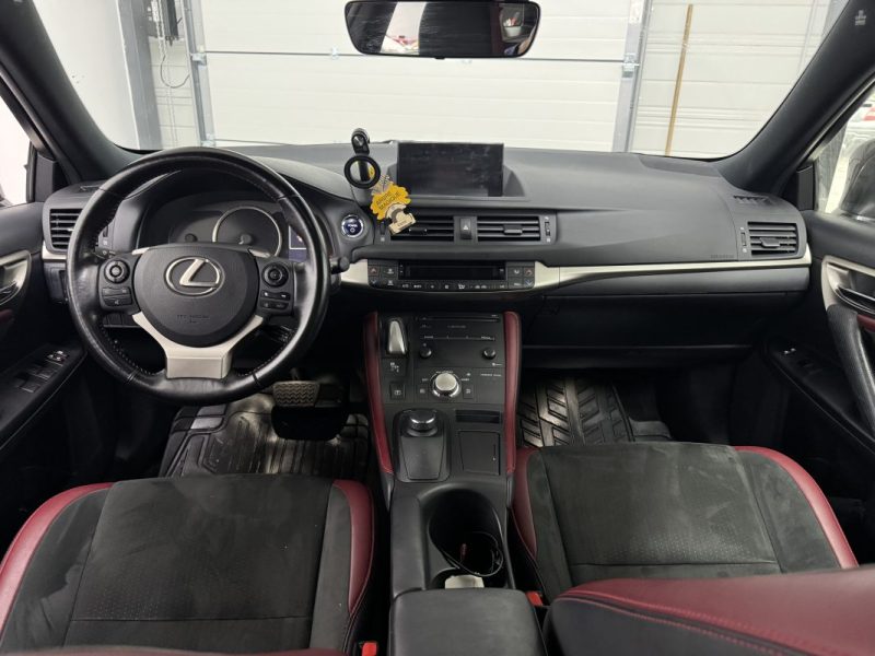 LEXUS CT200H SPORT DESIGN - BVA - 2.0L 136Cv - TOI OUVRANT - GARANTIE 12 MOIS - 324.15 € / mois