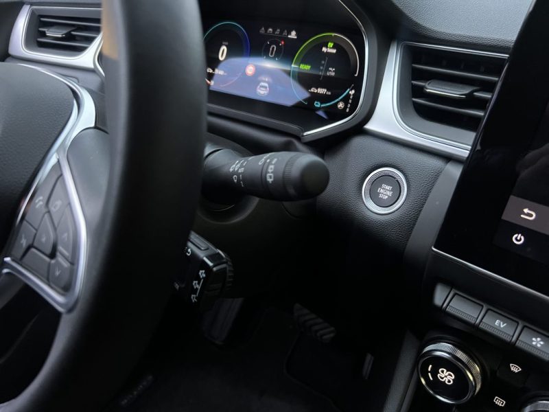 RENAULT CAPTUR II 1.6 E-TECH FULL HYBRID 145 Cv TECHNO / 1ERE MAIN 9300 Kms CritAir1 - GARANTIE 1 AN