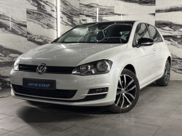 VOLKSWAGEN GOLF  2016