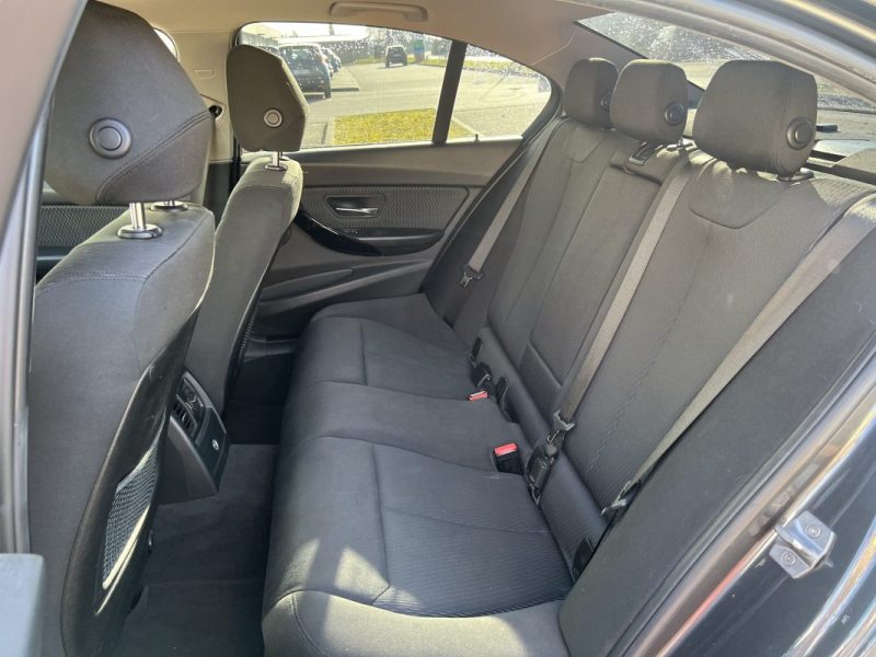 BMW SERIE 318D 2.0 TURBO BUSINESS DESIGN 