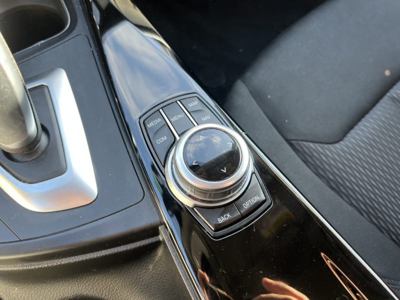 BMW SERIE 318D 2.0 TURBO BUSINESS DESIGN 