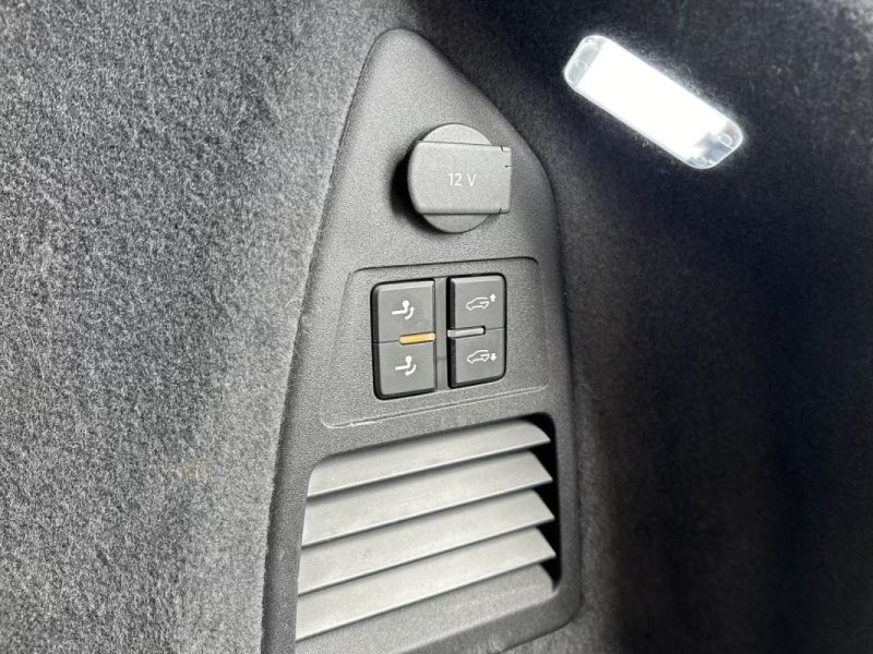 Volkswagen TOUAREG 4.0 V8 TDI 421ch 4MOTION CARAT EDITION R1845