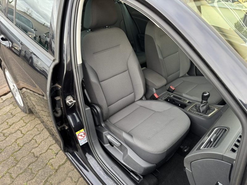 VOLKSWAGEN GOLF 7 CONFORT LINE  GARANTIE 12 MOIS