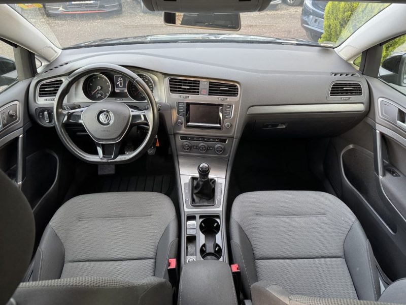 VOLKSWAGEN GOLF 7 CONFORT LINE  GARANTIE 12 MOIS