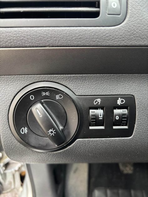 VOLKSWAGEN TOURAN RESTYL 1.9 TDI 105 CONFORTLINE 7 PLACES 2009