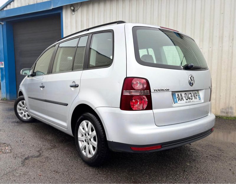 VOLKSWAGEN TOURAN RESTYL 1.9 TDI 105 CONFORTLINE 7 PLACES 2009