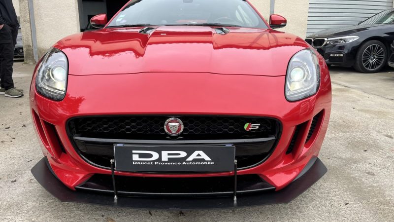 JAGUAR F-TYPE COUPÉ 3.0 V6 S 380CV BOITE ZF8 F1 
