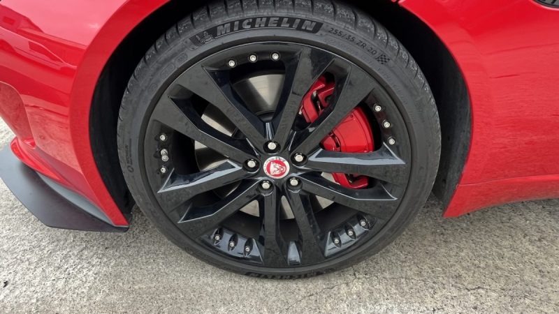 JAGUAR F-TYPE COUPÉ 3.0 V6 S 380CV BOITE ZF8 F1 